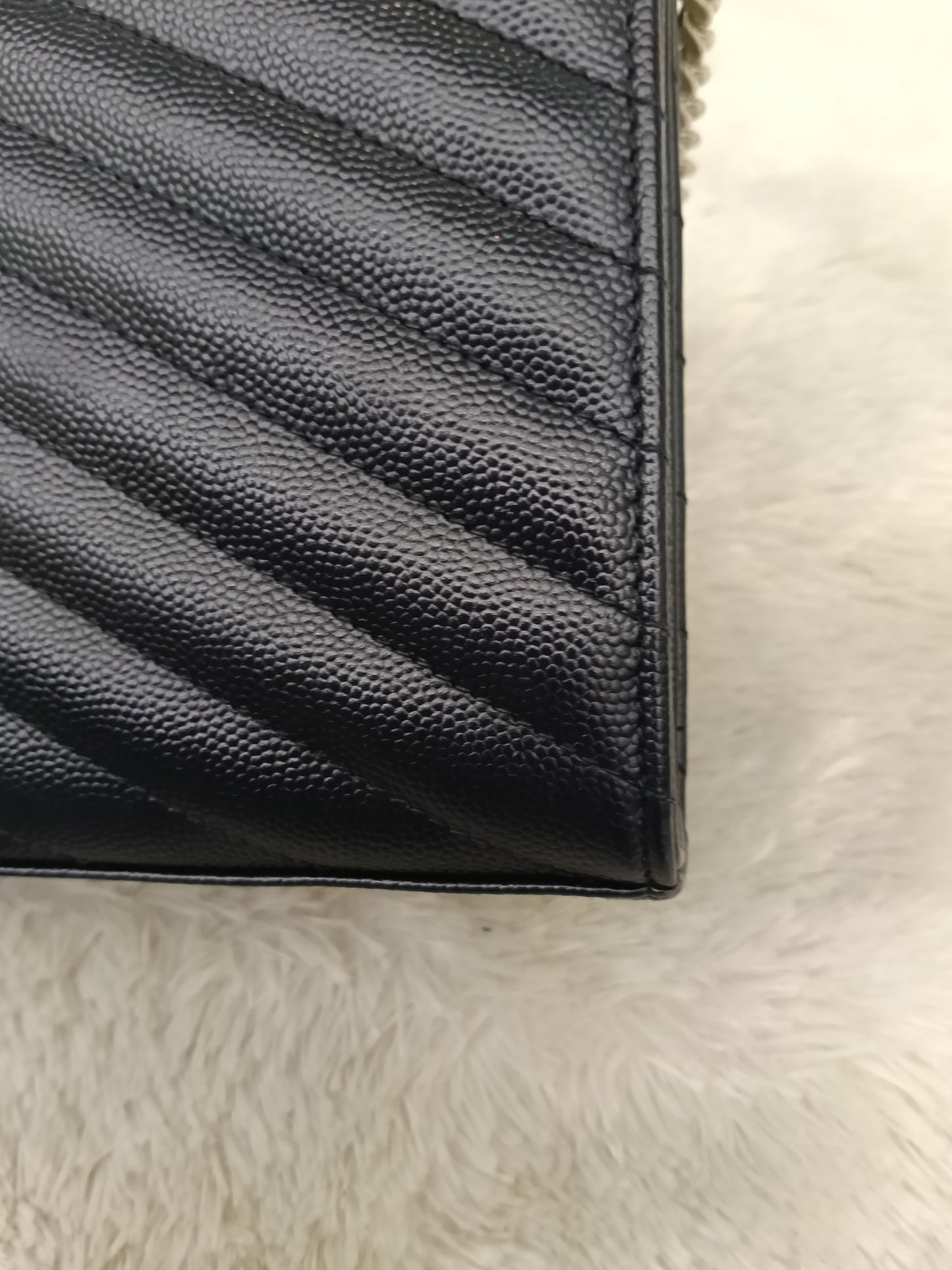 YsL WOC 22 Matelasse Monogramme Grained Navy SHW 2018