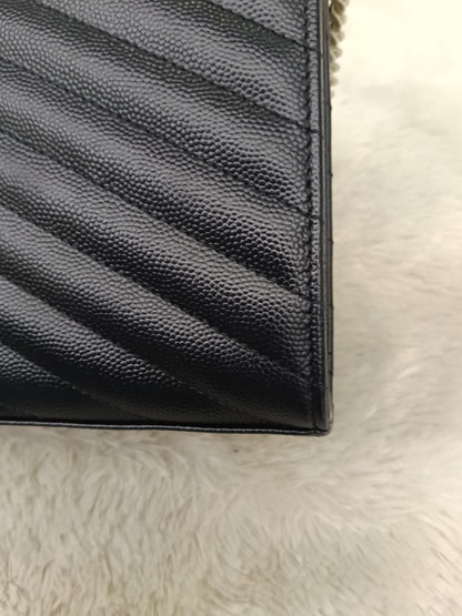 YsL WOC 22 Matelasse Monogramme Grained Navy SHW 2018