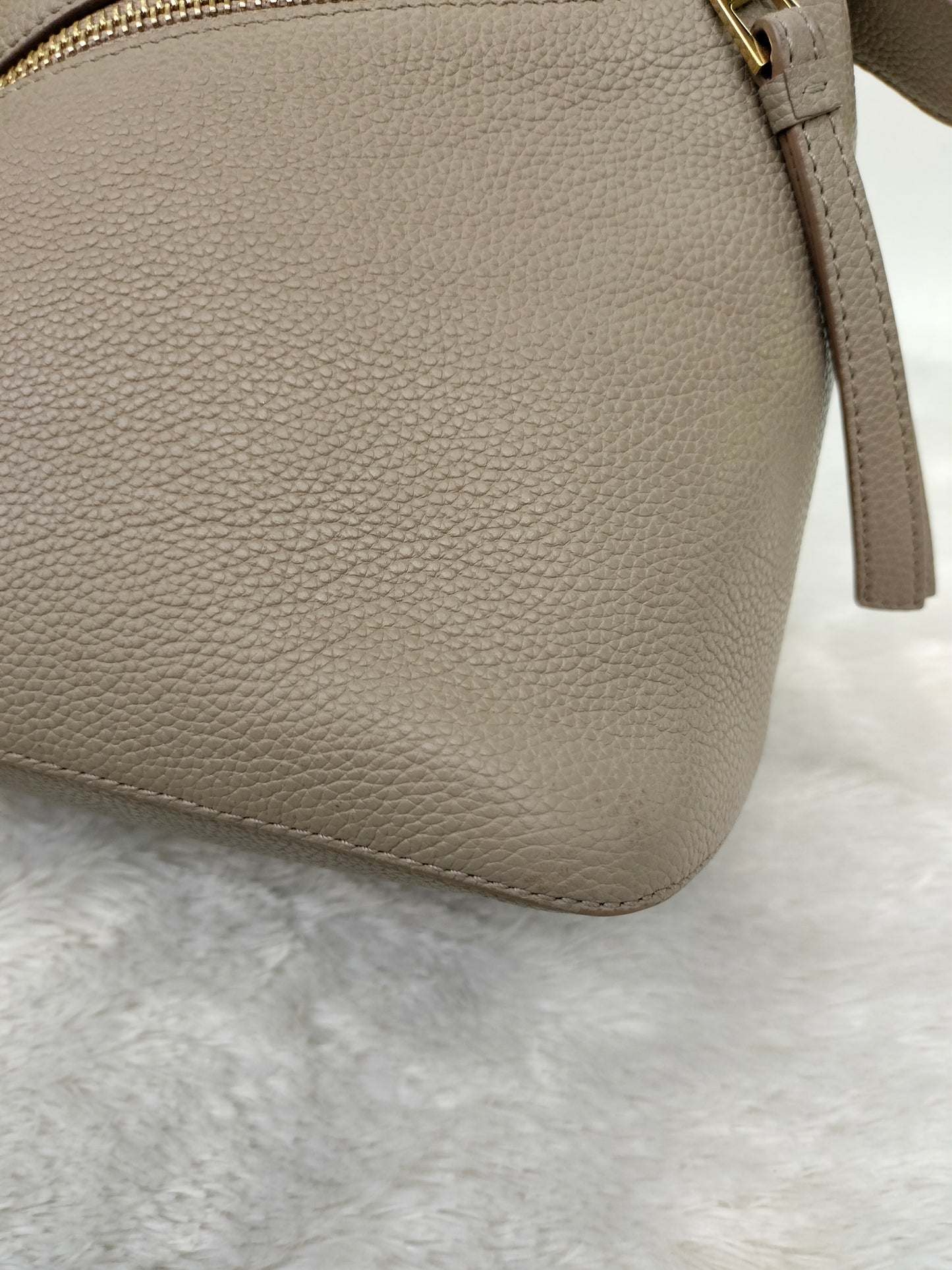 Loewe Puzzle Small Edge Grained Sand GHW 2023