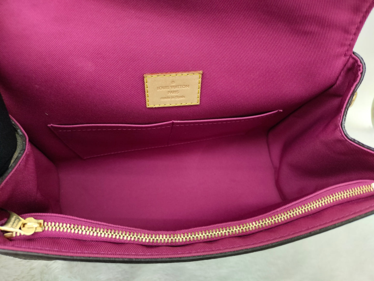 LV Clunny BB Monogram Bordeaux Fuchsia (CHIP)