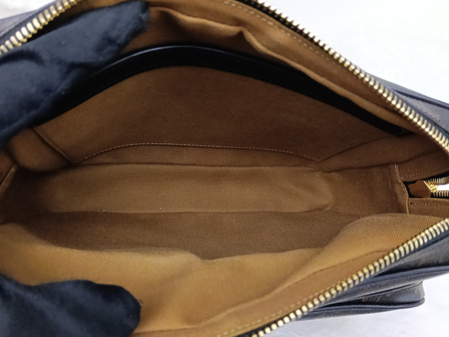 Celine Messenger Triomphe Brown GHW 2020