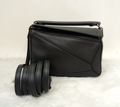 Loewe Puzzle Mini Black SHW 2022