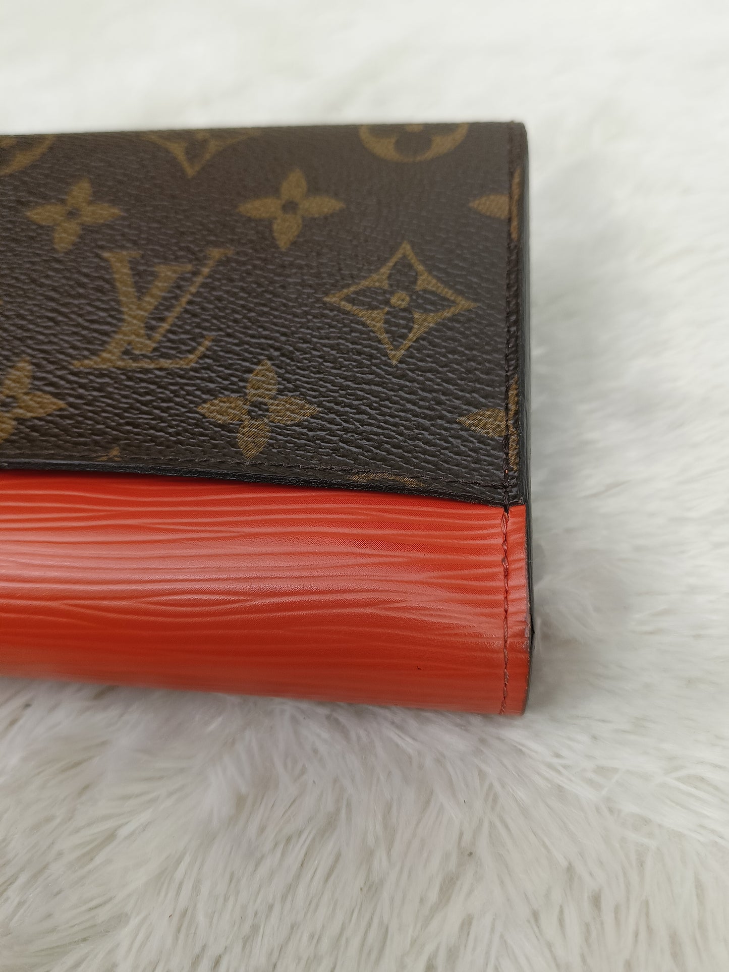 LV Portefeuille Marie Lou Long Wallet Monogram Epi Piment 2014