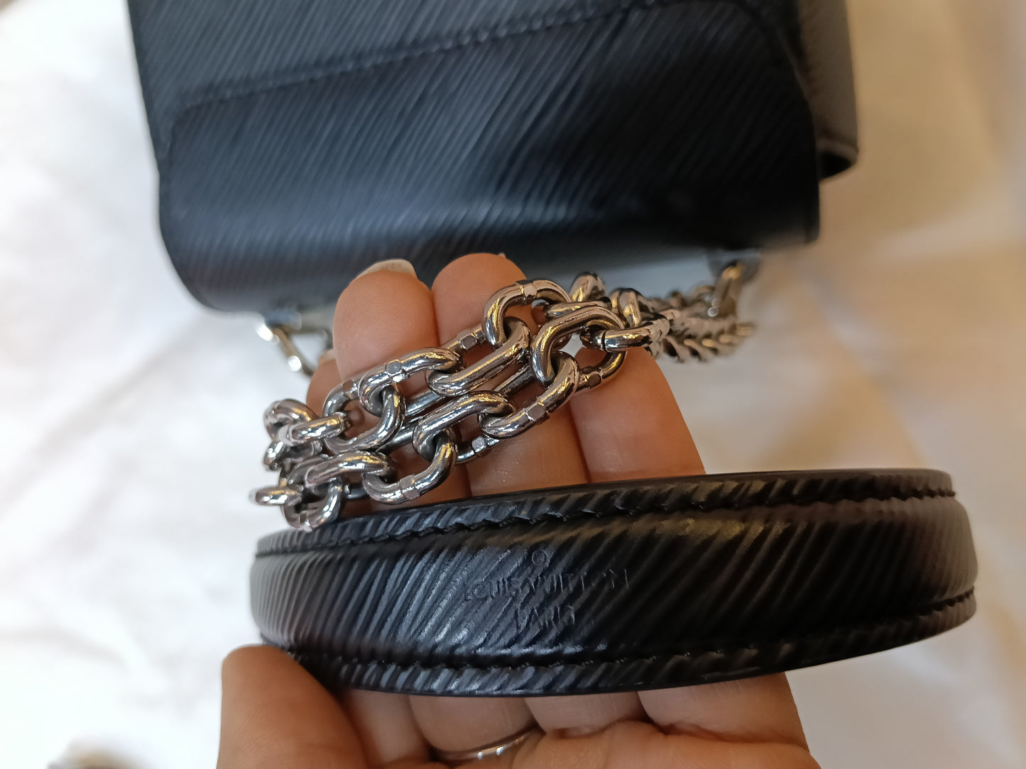 LV Twist Mini Epi Black 2020
