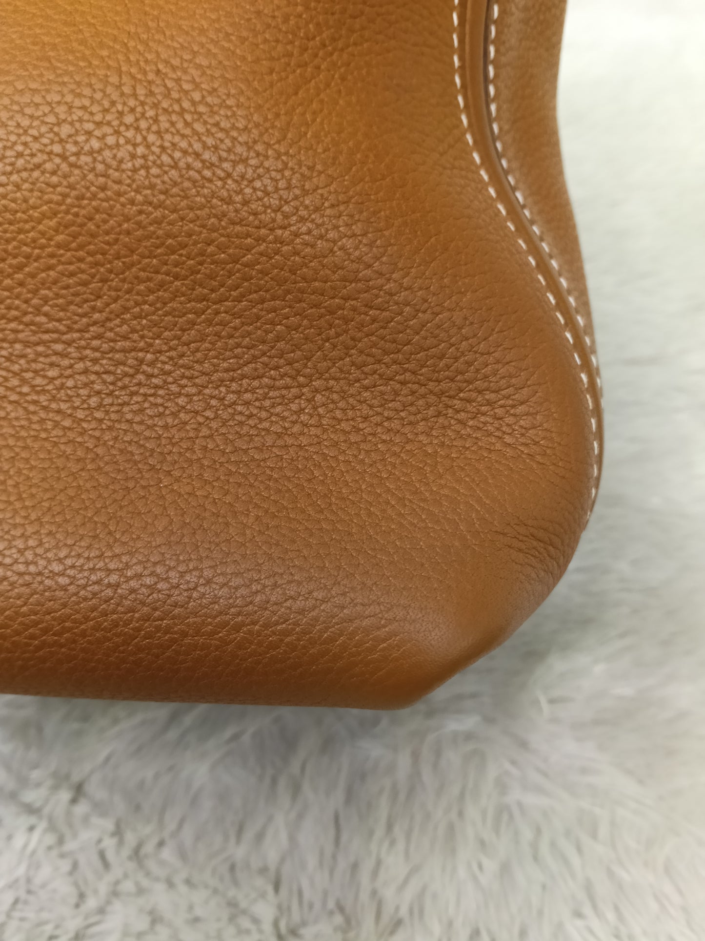 Hermes 2424 29 Fauve Barenia Faubourg GHW #D