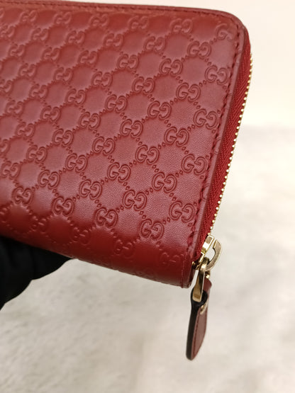 Gucci Bifold Wallet Zip Around Micro Guccissima Red GHW