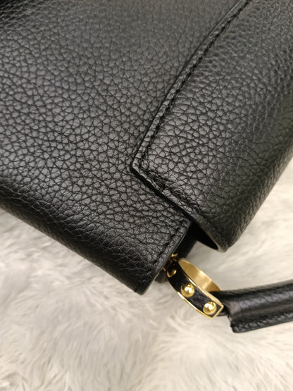 LV Capucines Mini Taurillon Black 2020