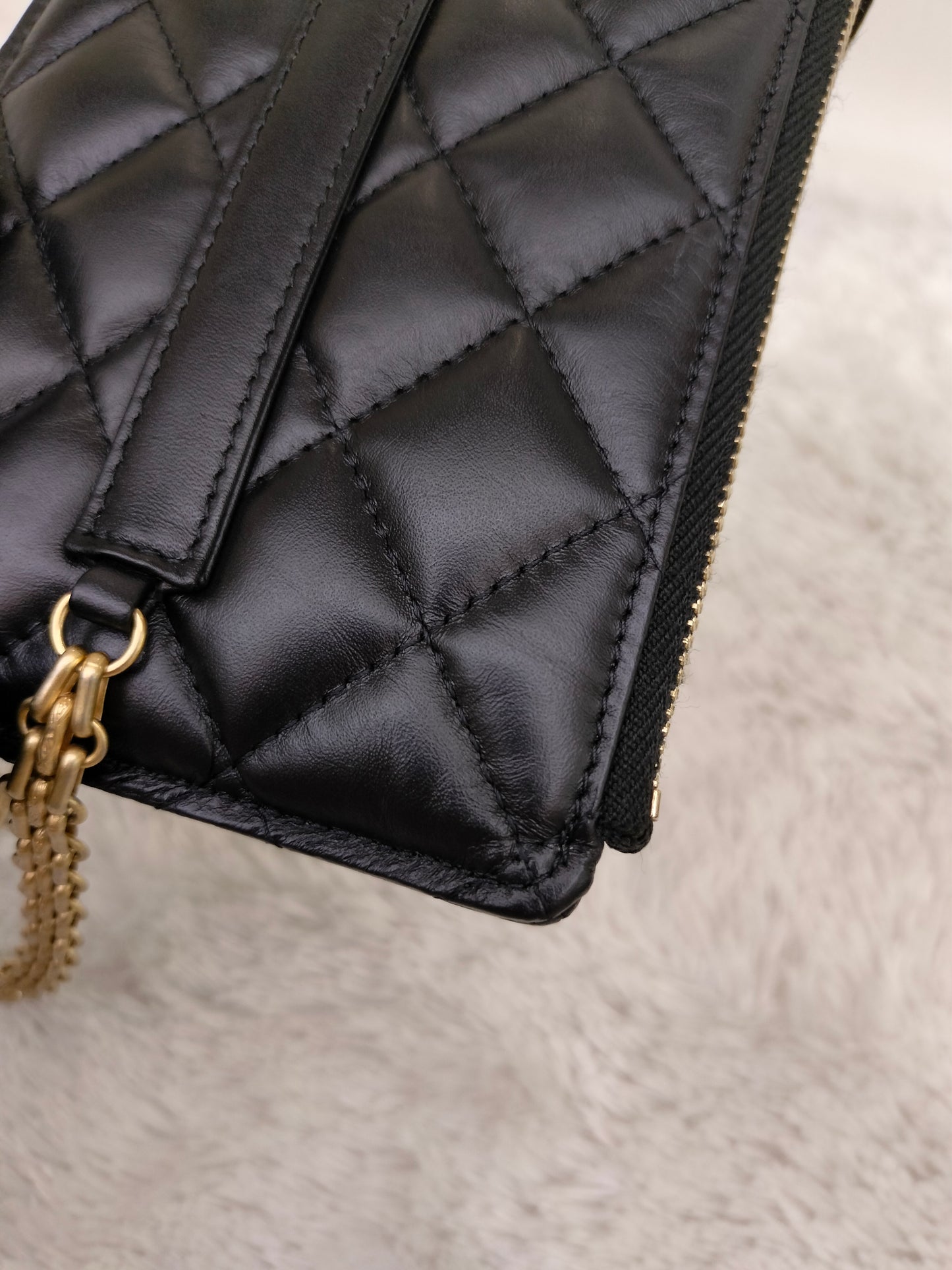 Chanel Reissue Phone Case Small Calfskin Black GHW #30