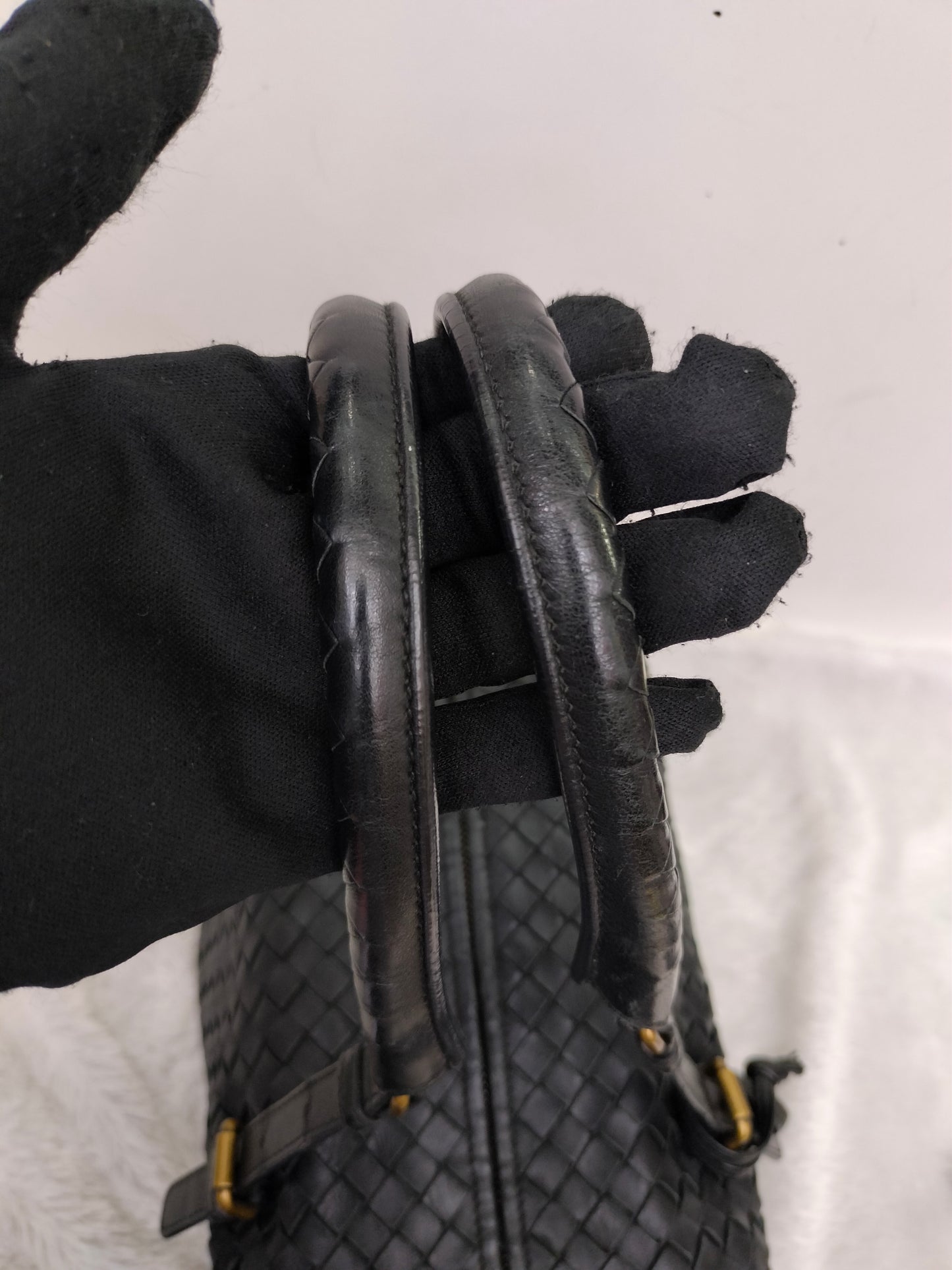 Bottega Veneta Intrecciato Boston Black GHW 2010