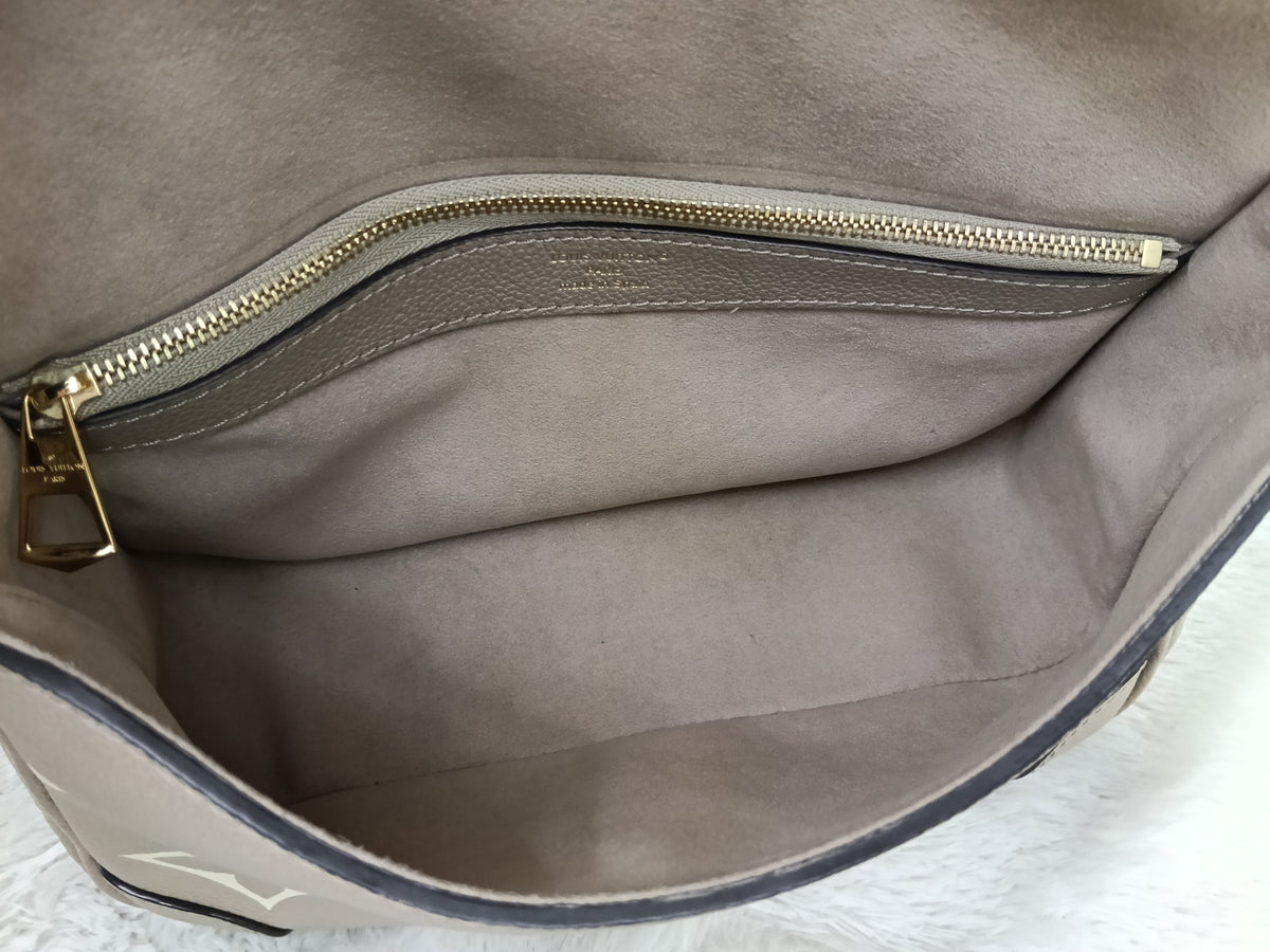 LV Diane PM ST NM Monogram Empreinte Tourterelle Creme 2025 (CHIP)