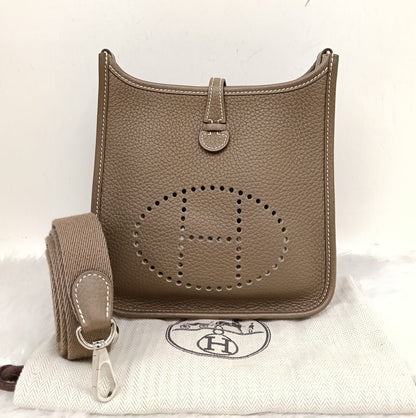 Evelyne Mini Clem Etoupe PHW #Z