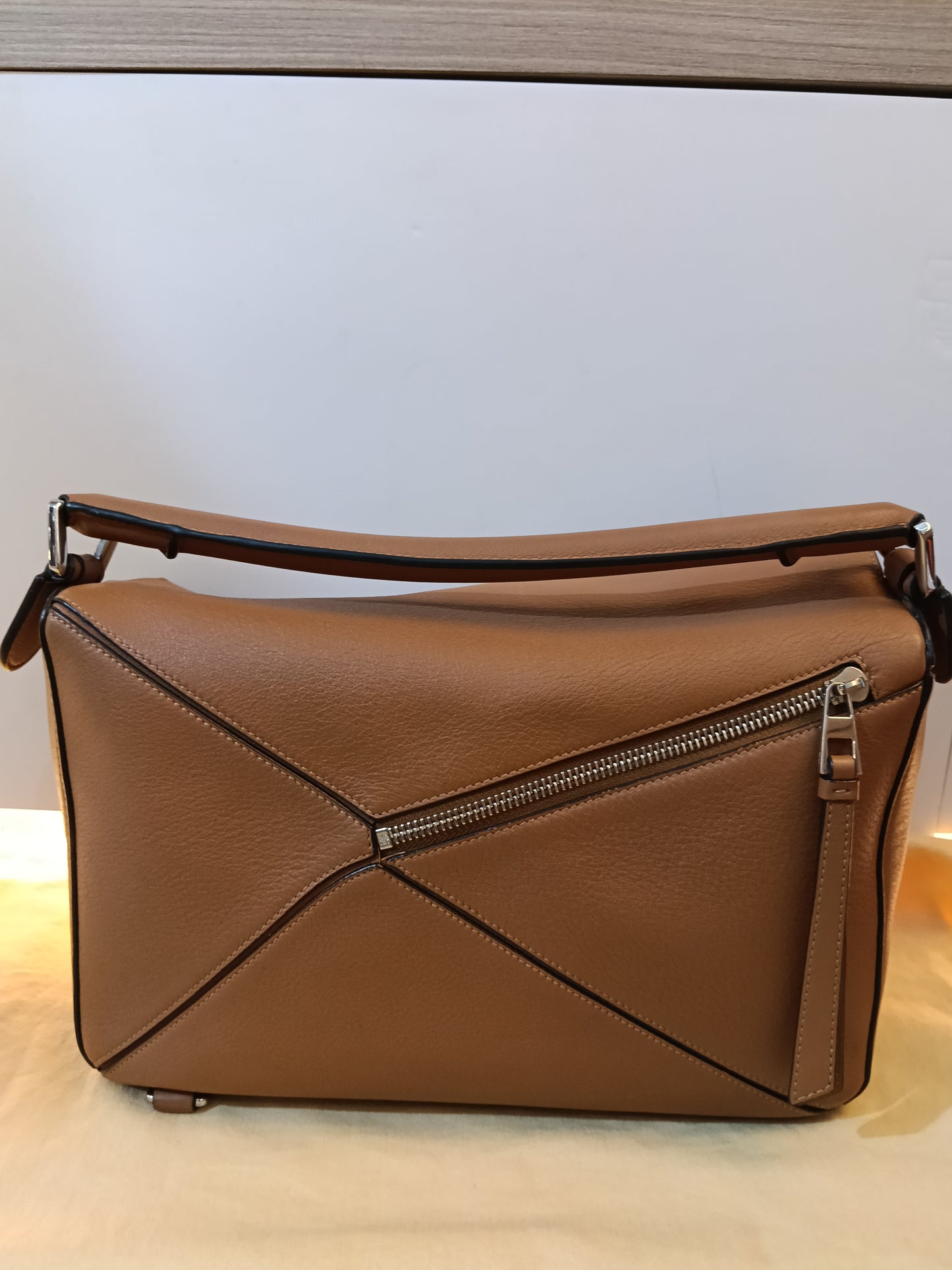 Loewe Puzzle Medium Tan SHW 2018