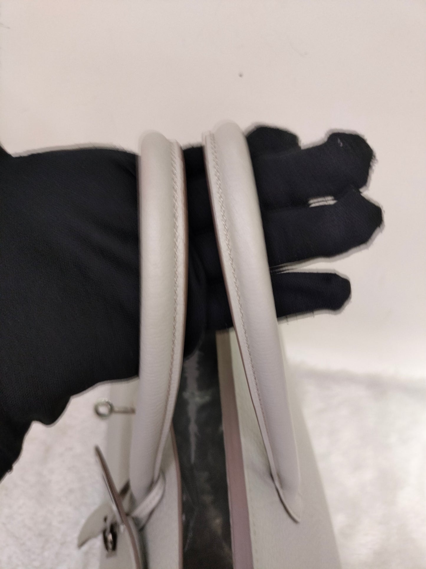 B35 Fjord Gris Perle PHW #Q square