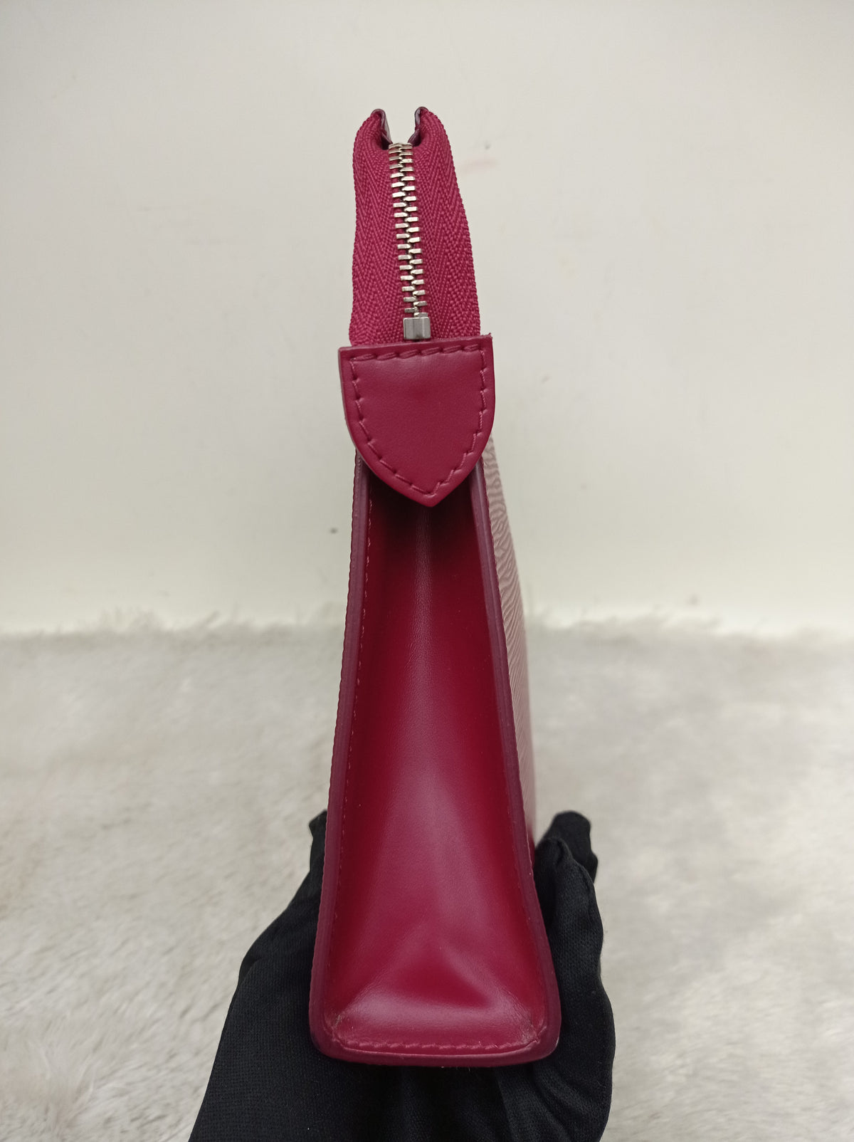 LV Toiletry Pouch 26 Epi Fuchsia 2019