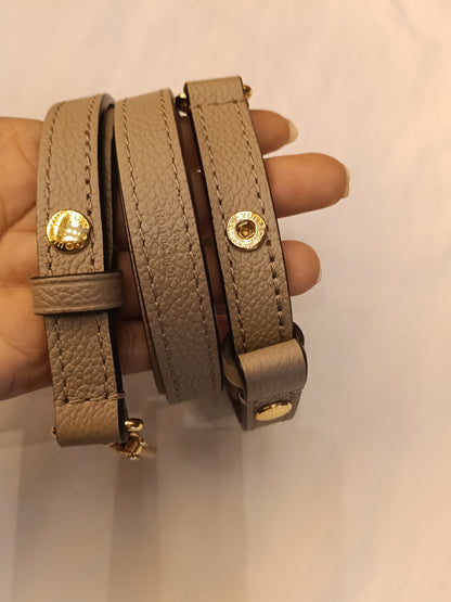 *Neverbeen Used* LV Metis East West Monogram Empreinte Giant Tourterelle Creme 2024 (CHIP)