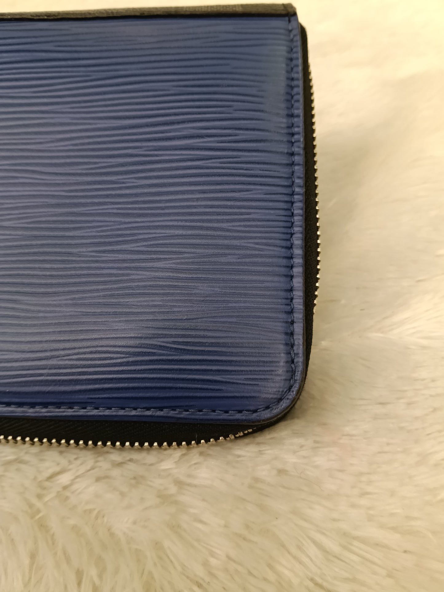 LV Zippy Wallet Long Organizer NM Epi Graphite Blue Gray