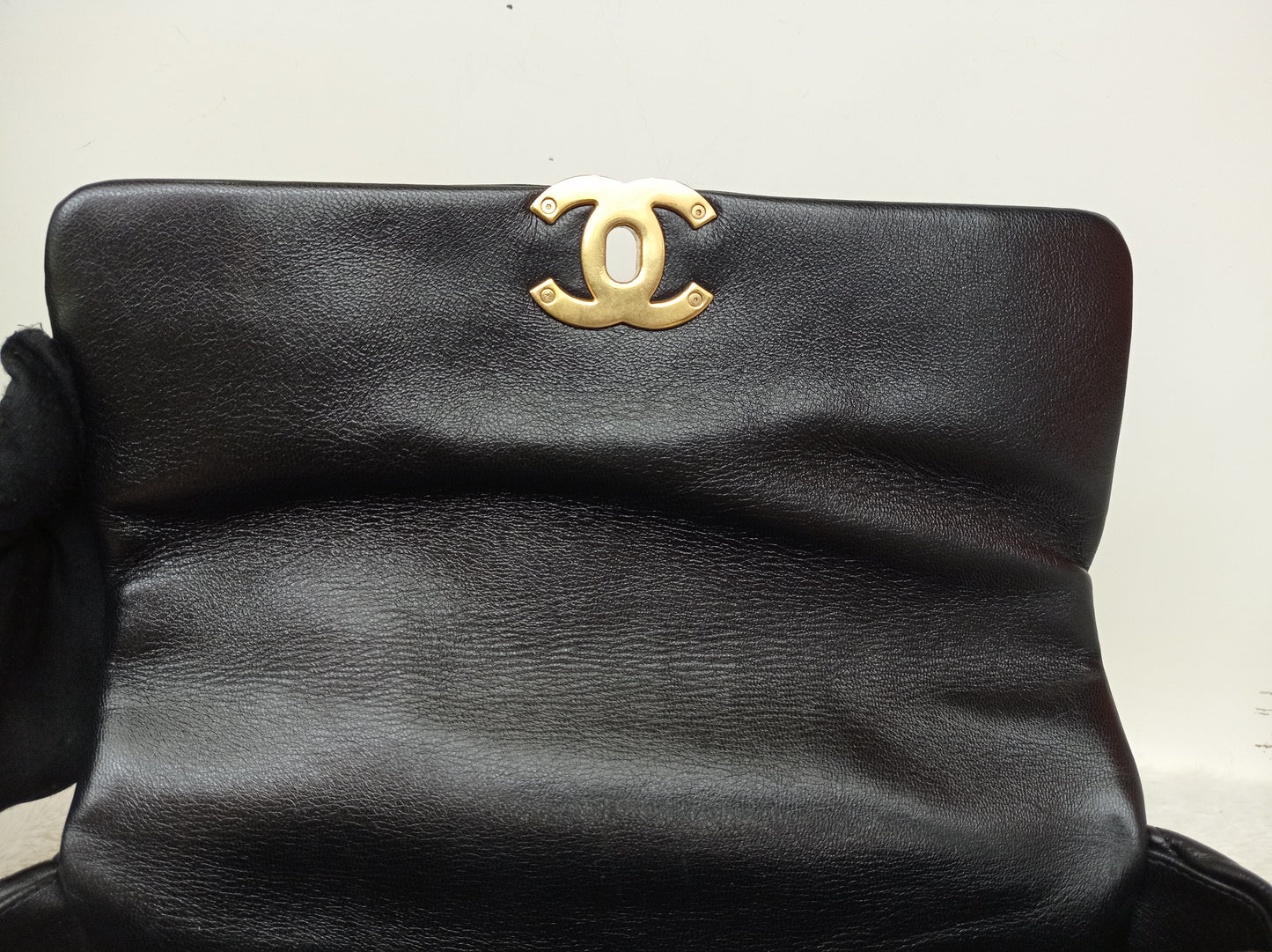 Chanel C19 Medium Lamb Black GHW #29