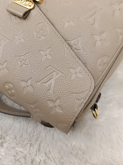 LV Metis Monogram Empreinte Tourterelle 2019