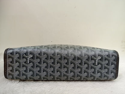 Goyard Trousse Jouvence GM Toiletry Grey SHW 2023