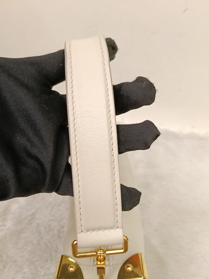 LV Side Trunk PM Grained Calfskin Chalk (CHIP)