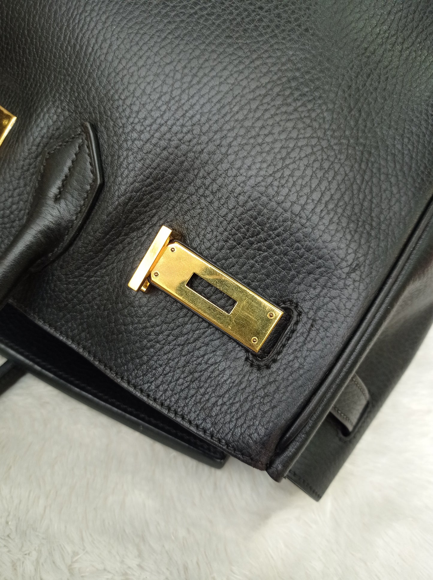 B35 Ardines Black GHW #F square