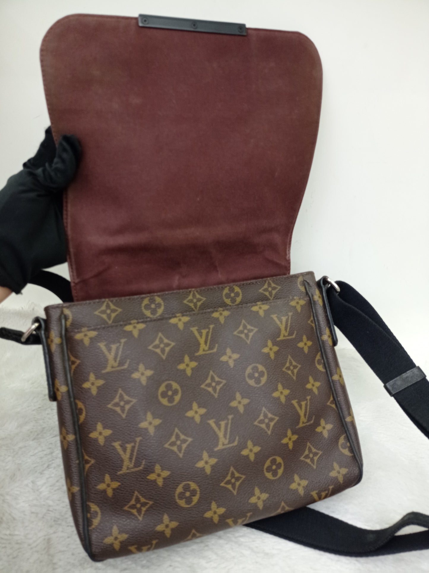 LV District PM Monogram Macassar