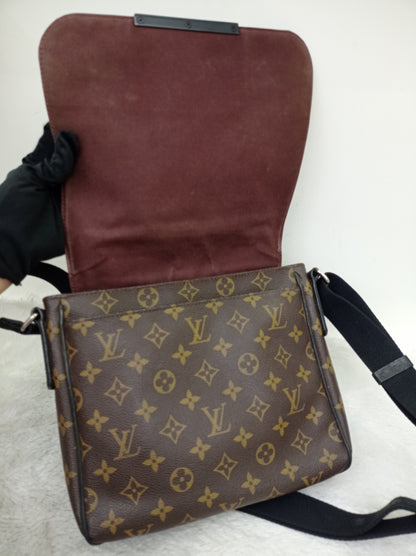 LV District PM Monogram Macassar