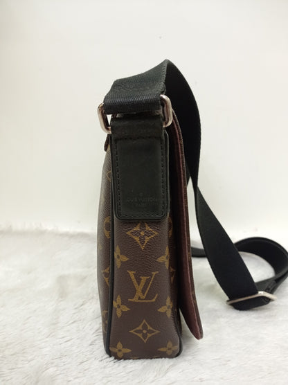 LV District PM Monogram Macassar