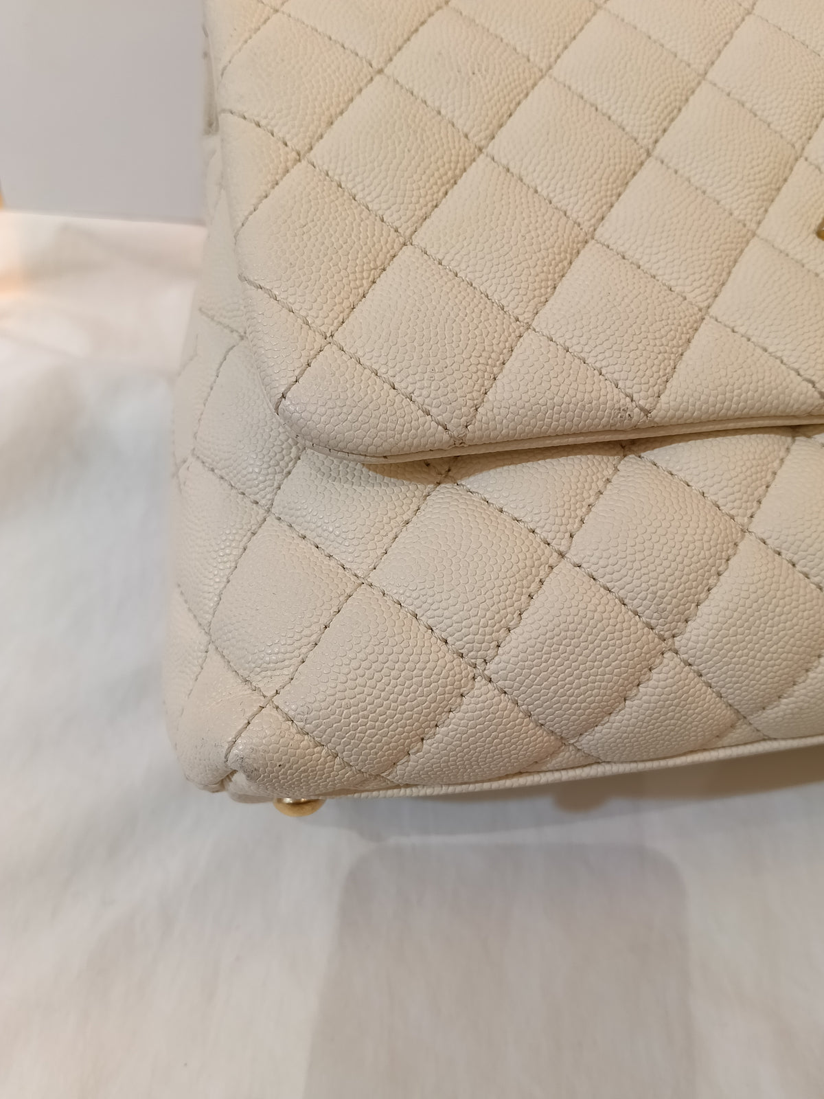 Chanel Coco Handle Medium Caviar Ivory GHW #24