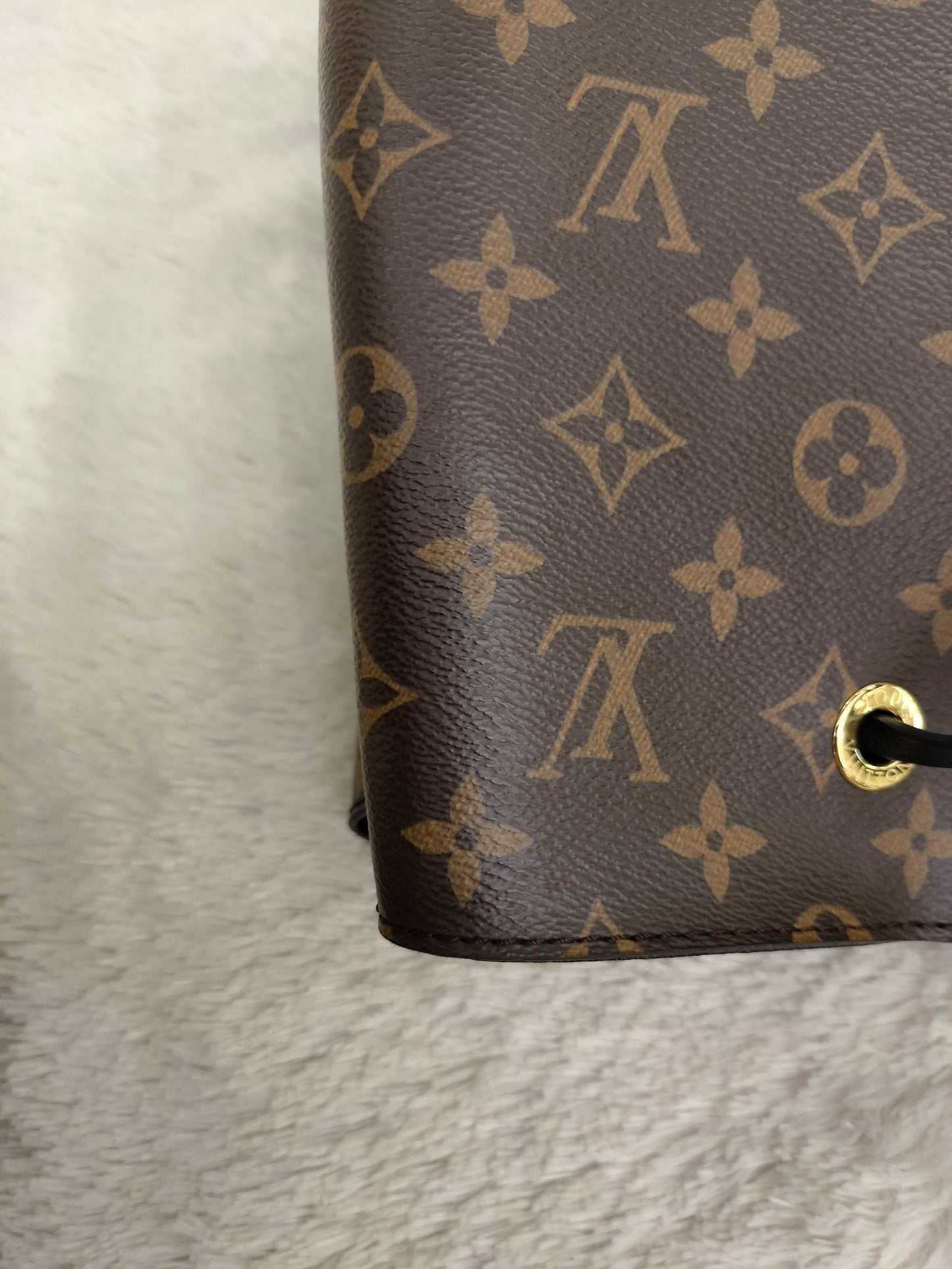 LV Neo Noe Monogram Noir 2018