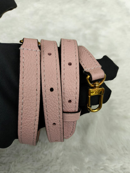 LV Clapton Backpack Damier Magnolia 2018
