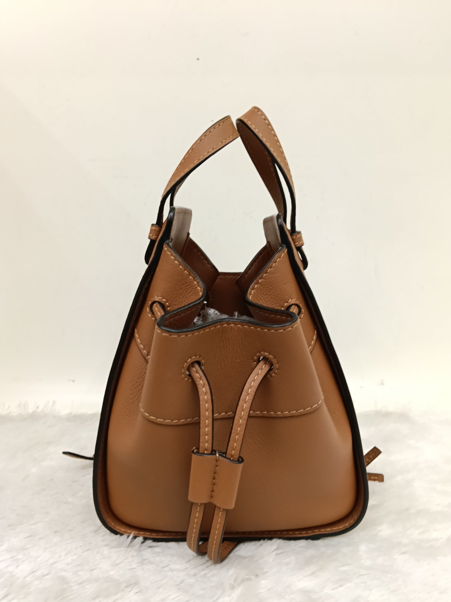 Loewe Hammock Mini Tan SHW 2024