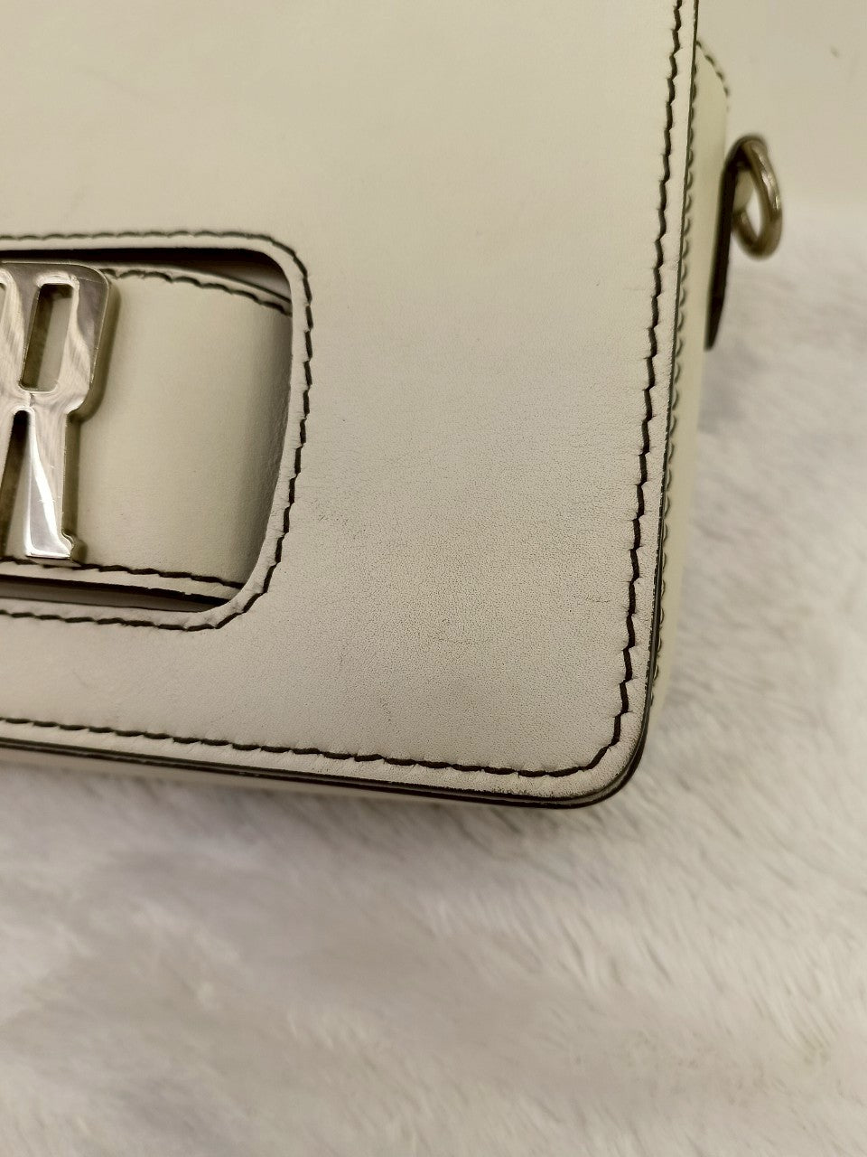 Dior Revolution Medium Smooth White SHW 2017