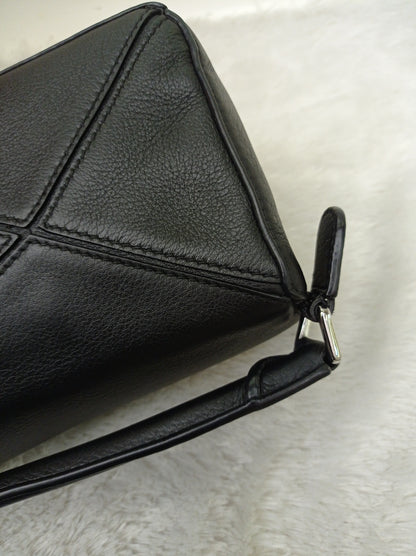 Loewe Puzzle Mini Black SHW 2022