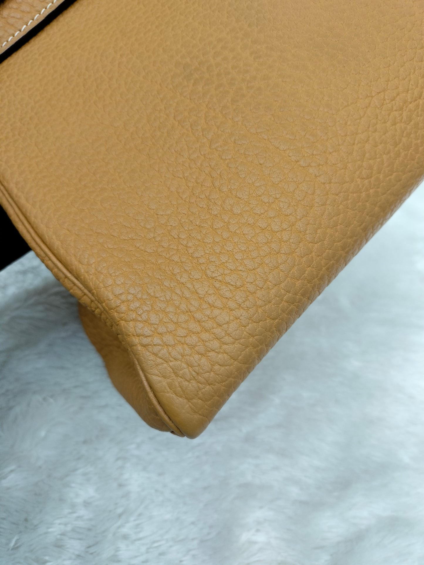 K32 Togo Biscuit GHW #H square