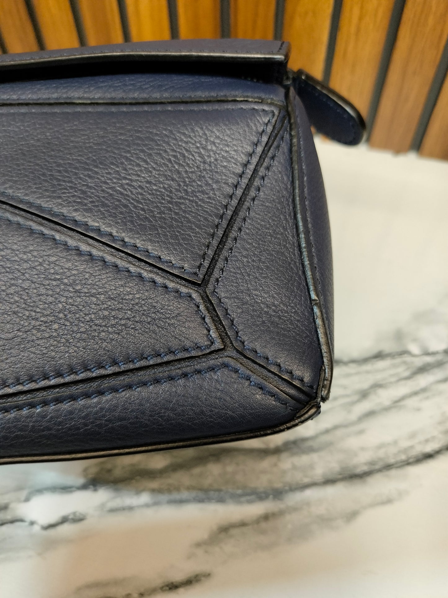 Loewe Puzzle Mini Grained Navy SHW 2020