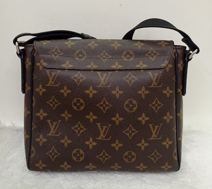 LV District PM Monogram Macassar