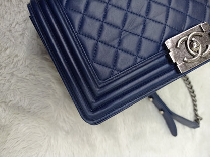 Chanel Boy 25 Lamb Navy Blue RHW #21