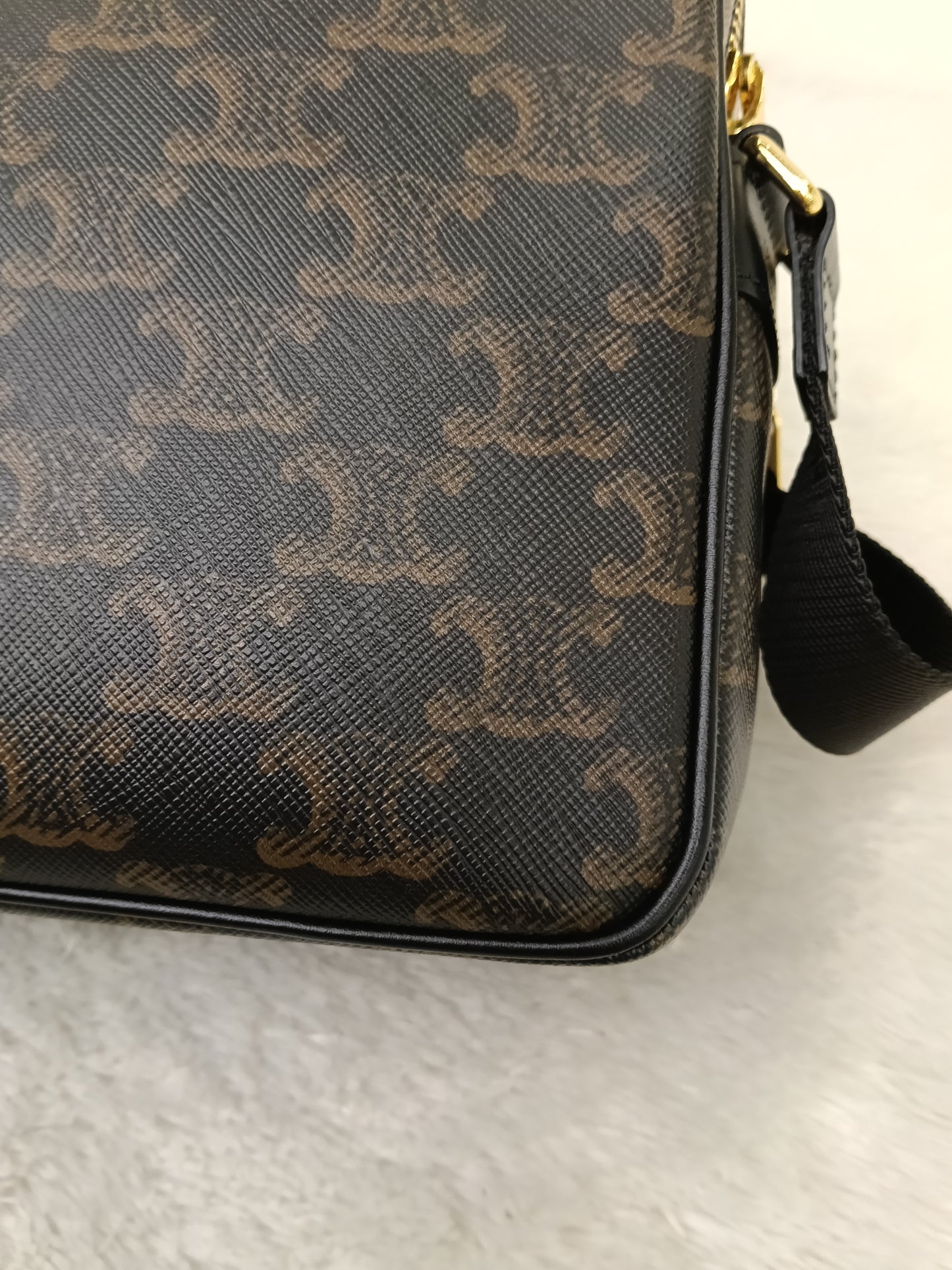 Celine Messenger Triomphe Brown GHW 2020