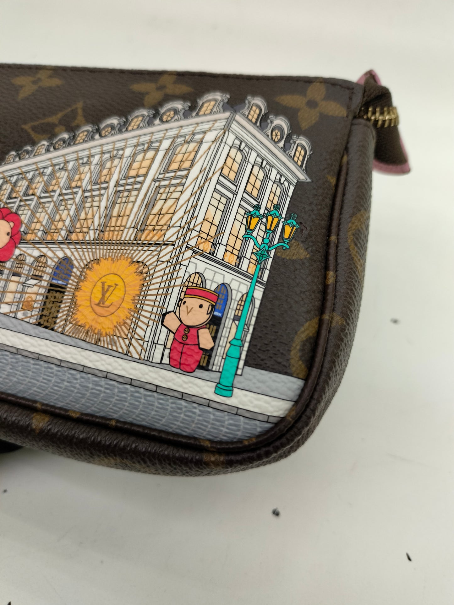 LV Mini Pochette Vivienne Holiday Monogram 2022