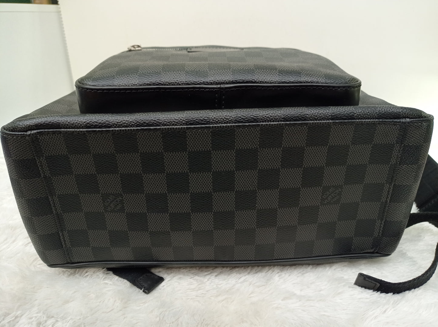 LV Josh Backpack Graphite 2016