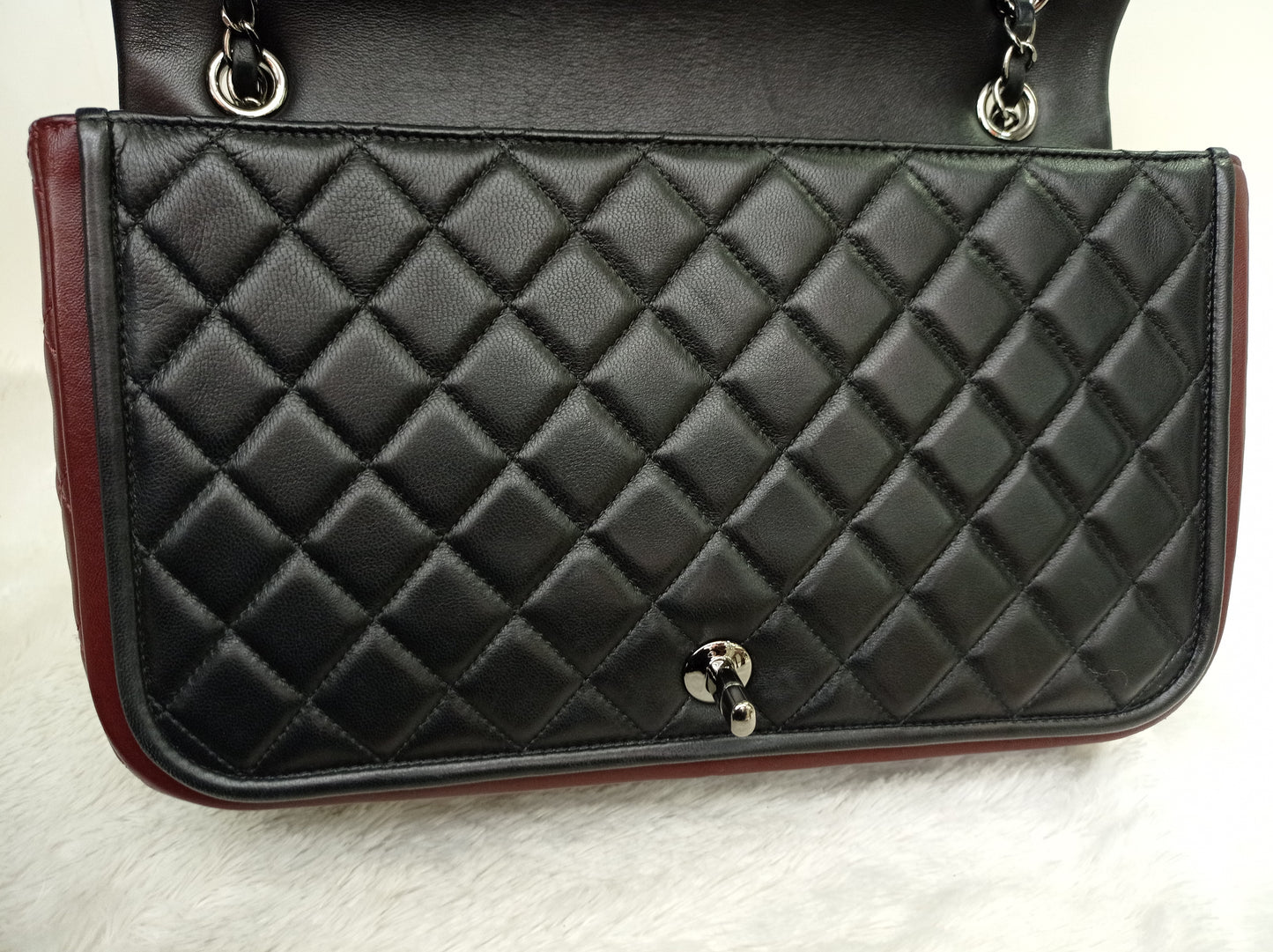 Chanel Twist Flap Large Lamb Black Burgundy SHW #18