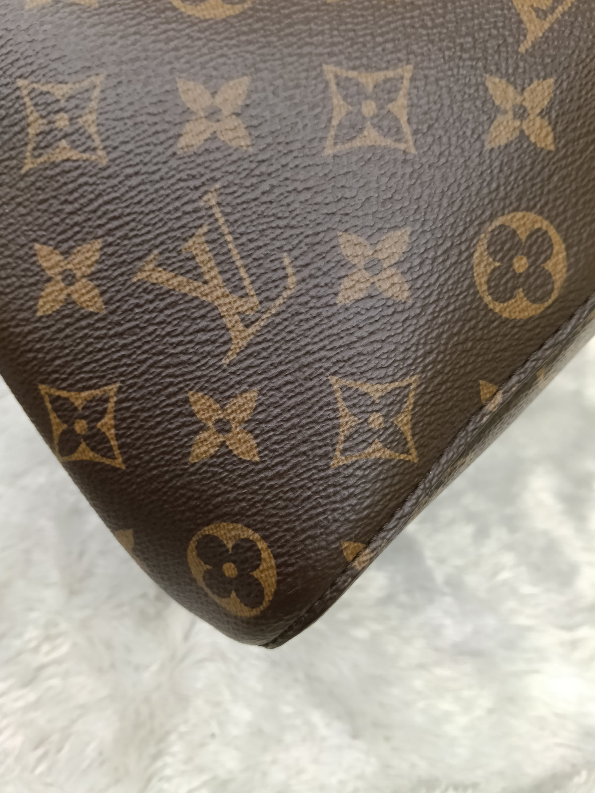 LV Neo Noe MM Monogram Caramel 2020