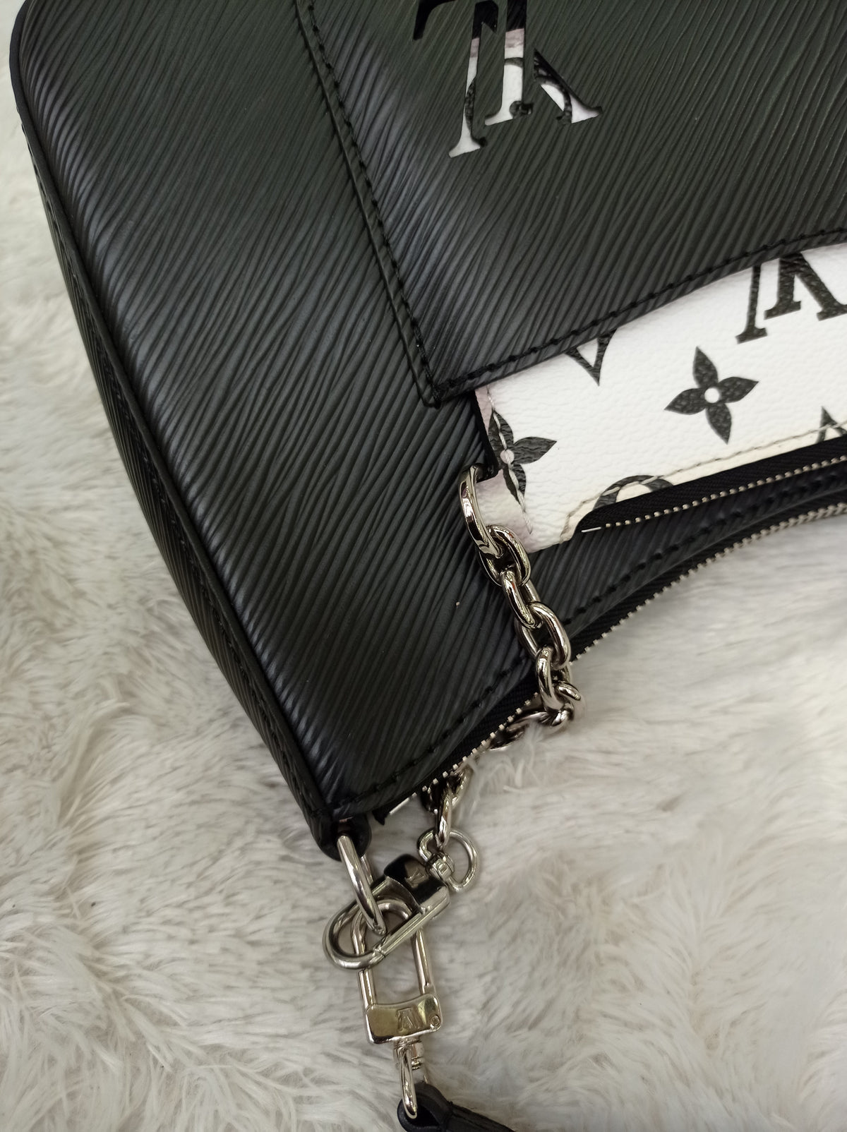 LV Marelle NM Epi Noir (CHIP)