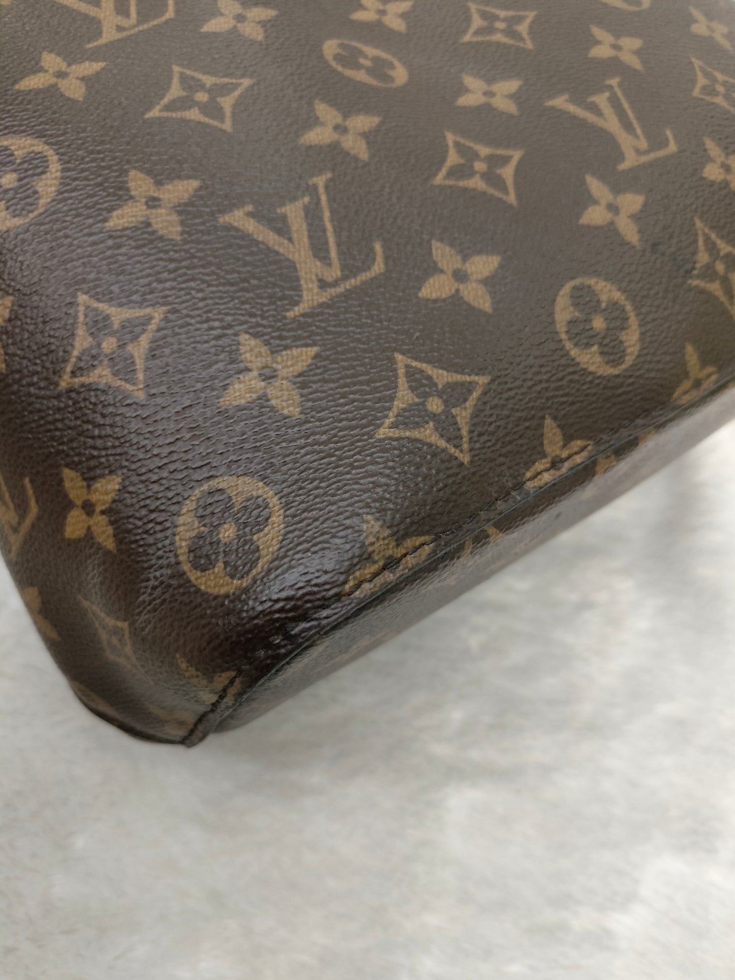 LV Neo Noe Monogram Noir 2017