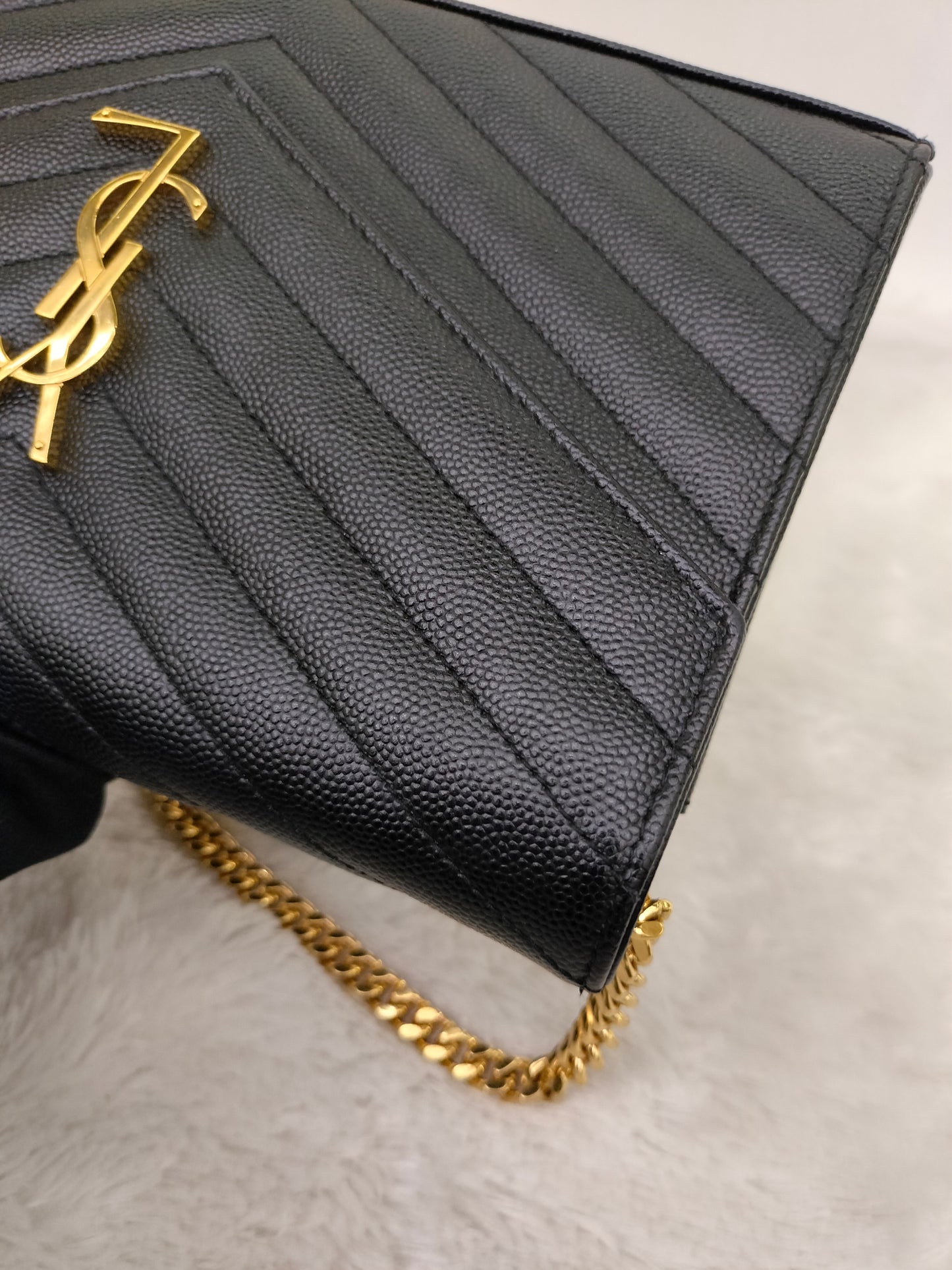 YsL WOC 22 Chevron Grained Black GHW 2021