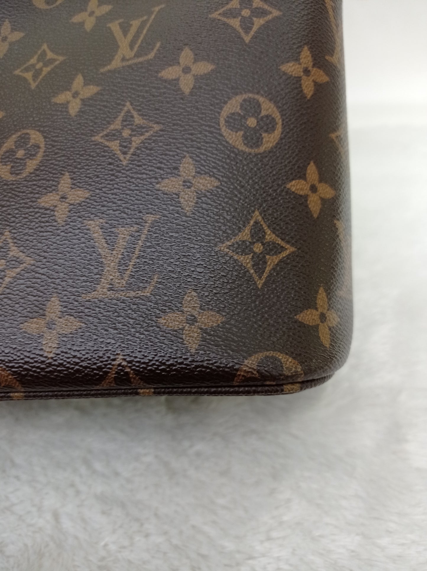 LV Lockit PM Monogram