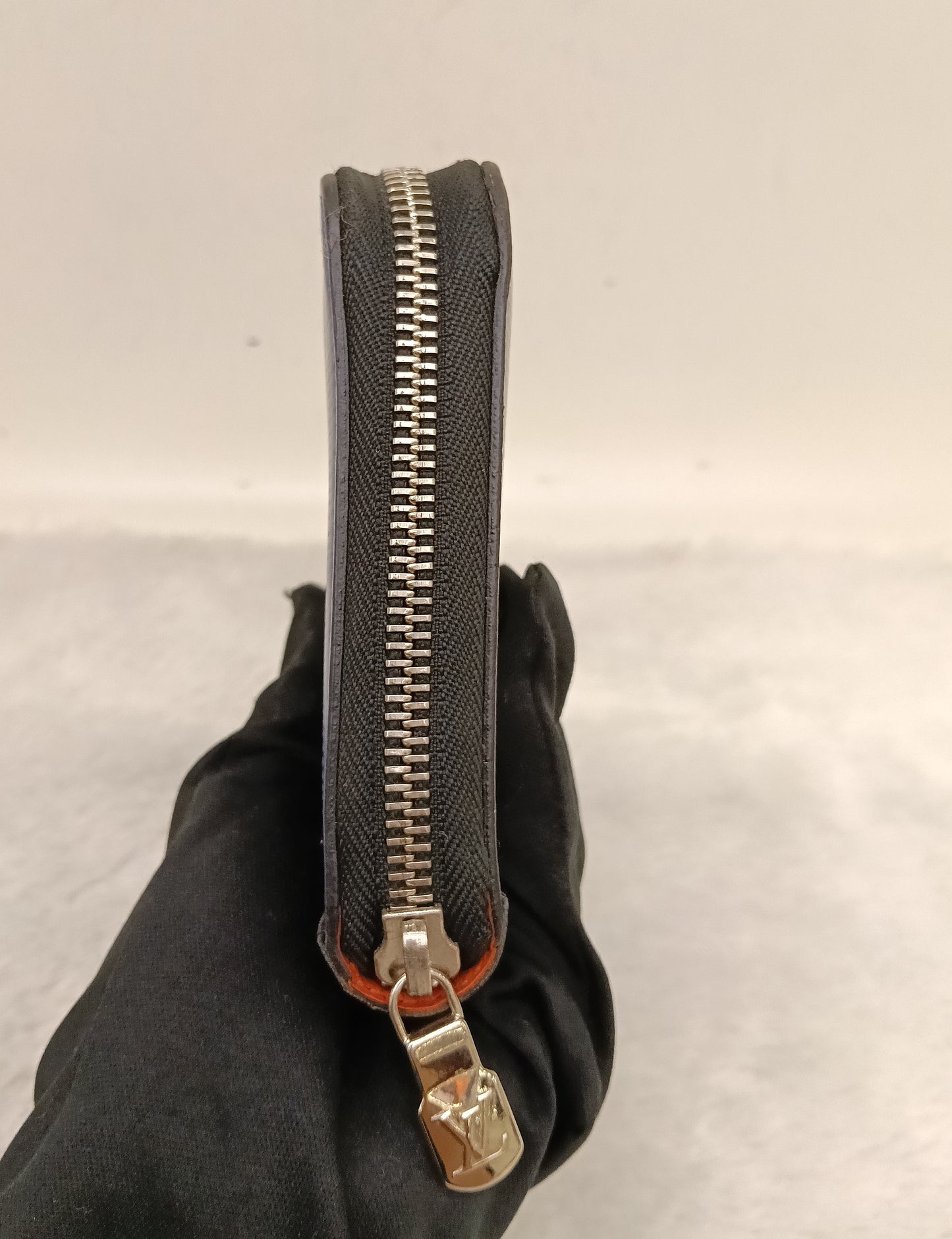 LV Zippy Wallet Long Organizer NM Epi Graphite Blue Gray