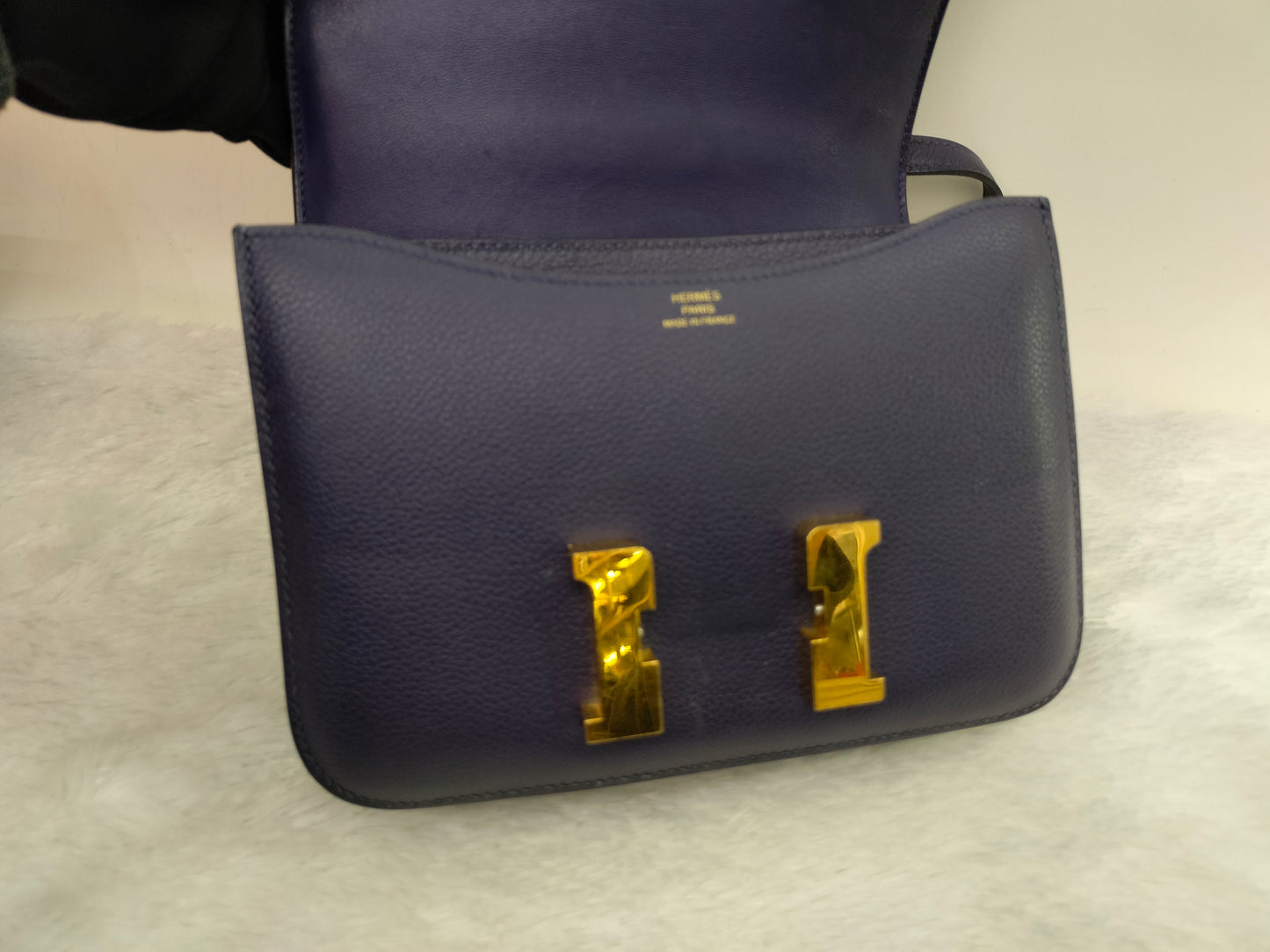 Constance 18 Evercolour Bleu GHW #C