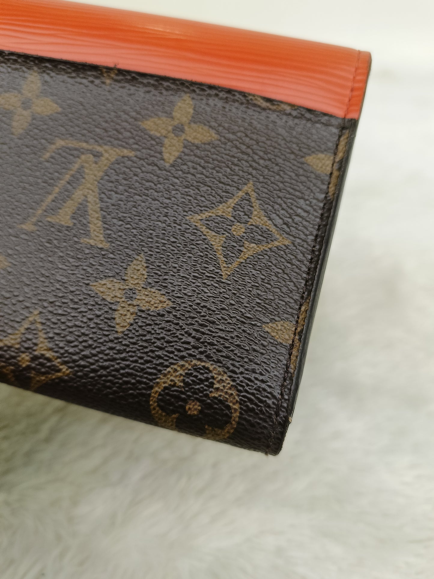LV Portefeuille Marie Lou Long Wallet Monogram Epi Piment 2014